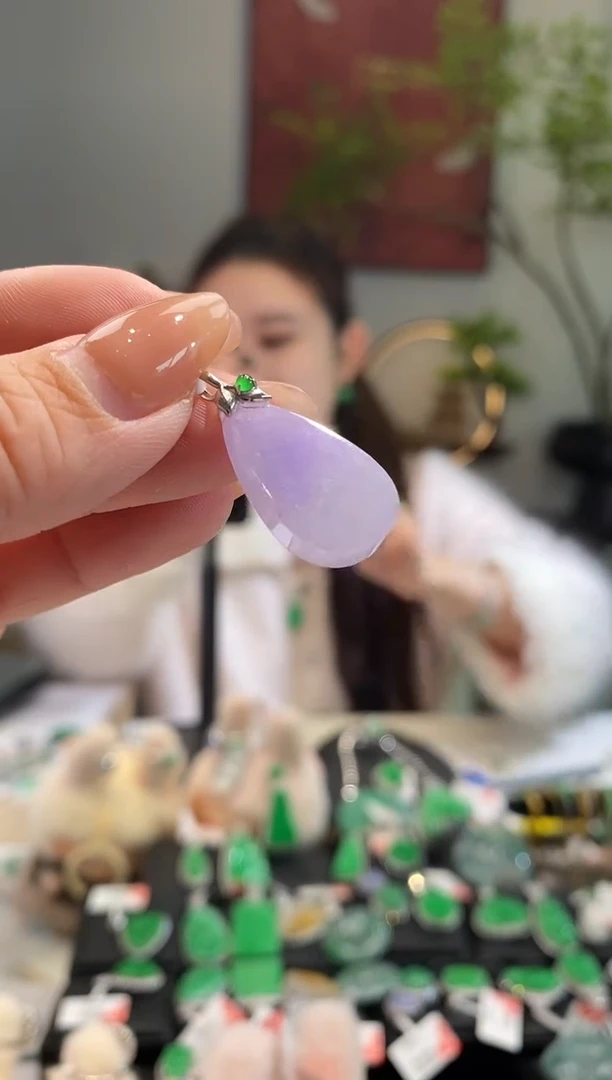 吊坠(不含链)18K金镶嵌翡翠水滴