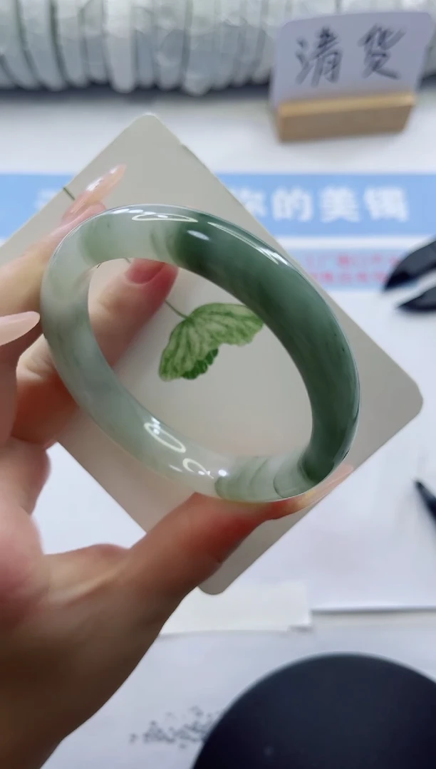 未镶嵌手镯石英质玉多样性发货A151