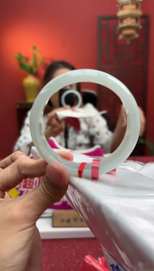 未镶嵌手镯翡翠大****官翡翠手镯