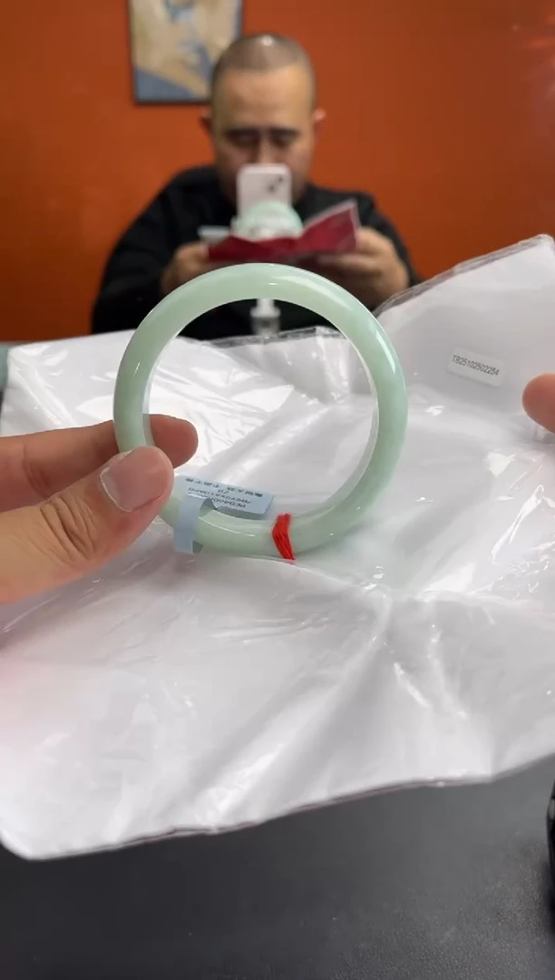 未镶嵌手镯翡翠6 58