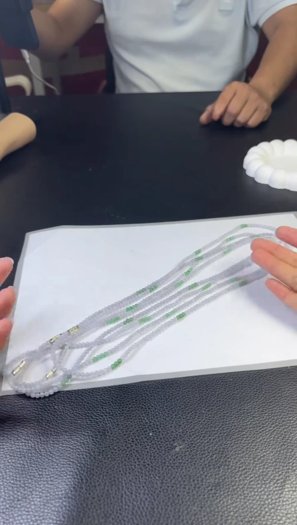 翡翠挂件未镶嵌多样性发一件A33736