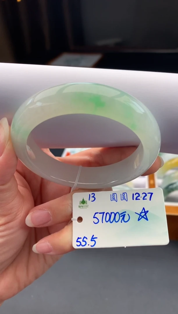 未镶嵌手镯翡翠翡翠自带#送人#，假一赔三