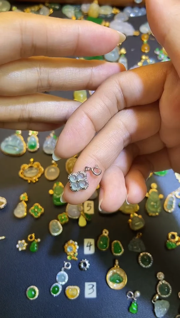 吊坠(不含链)银S925镶嵌翡翠1