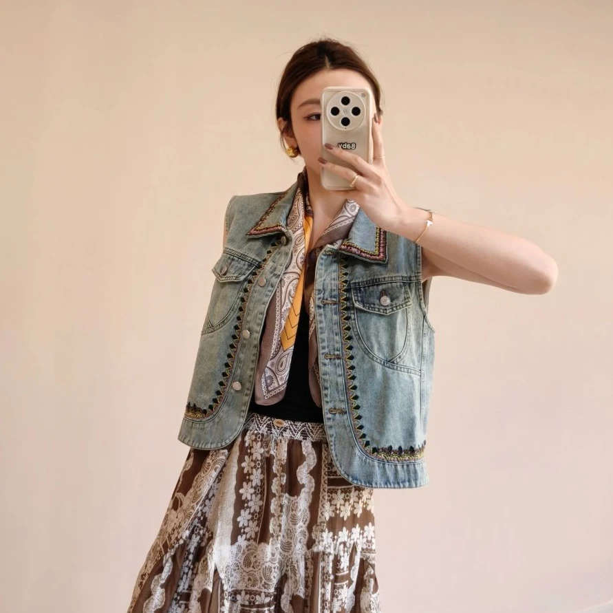 欧货时尚刺绣牛仔复古马甲女2025春新款减龄休闲宽松洋气无袖