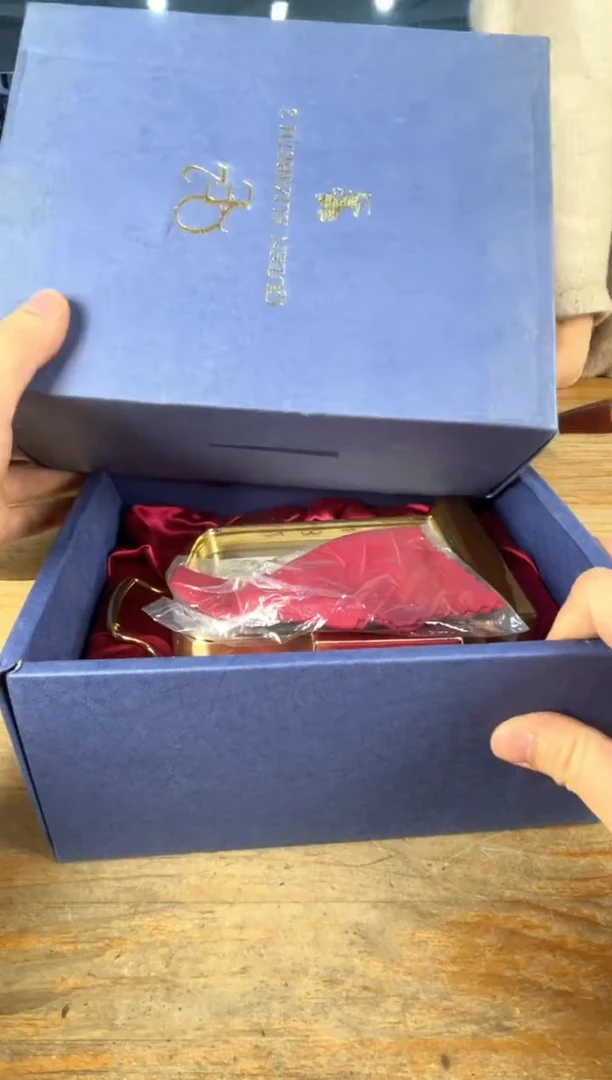 一****笑守拙专属链接 中古品默认微瑕满十八包邮