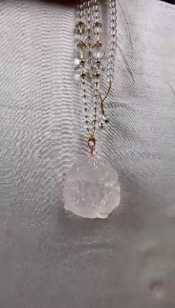 颈饰未镶嵌水晶天然狐狐吊坠