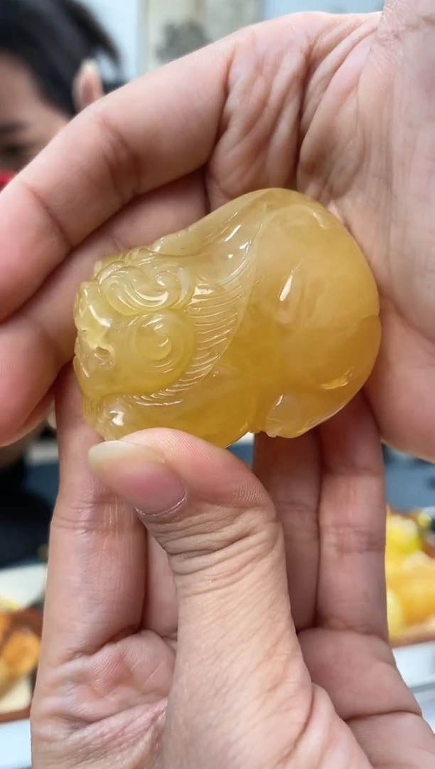 【闪购商品】蜜蜡裸石未镶嵌天然琥珀蜜蜡貔貅