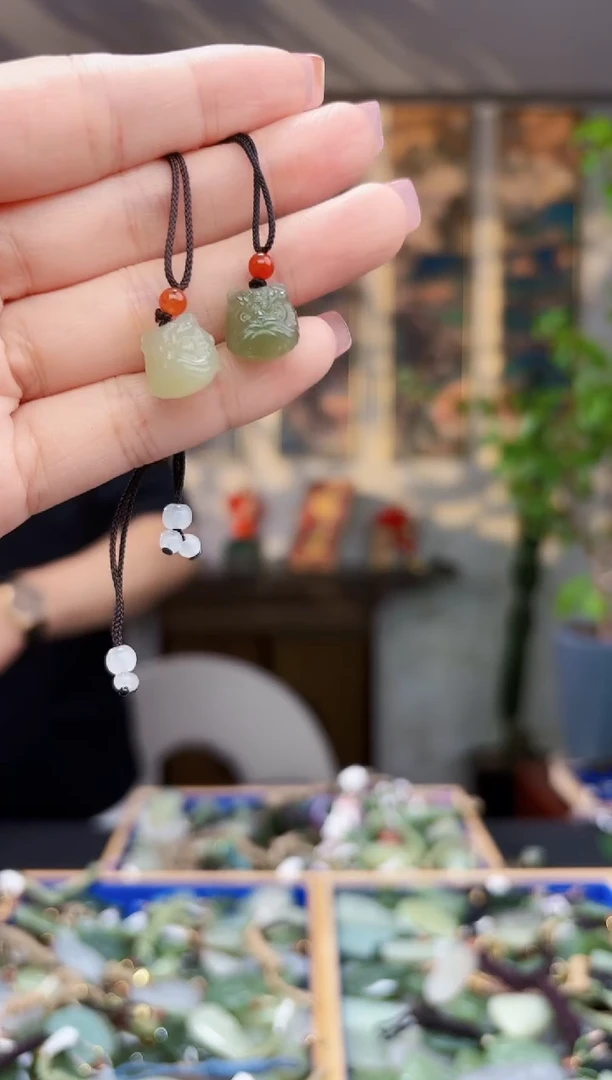 和田玉未镶嵌挂件拍一发一多样性发货