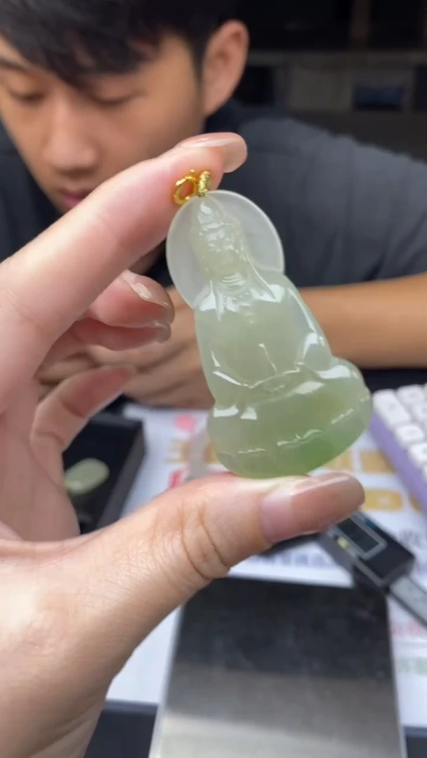 吊坠(不含链)18K金镶嵌和田玉多样性发其一-吊坠-D8282