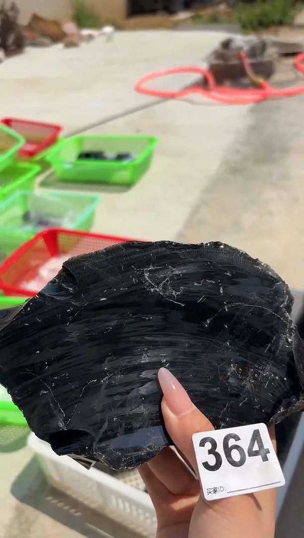 未镶嵌黑曜岩珠宝奇石黑曜石364