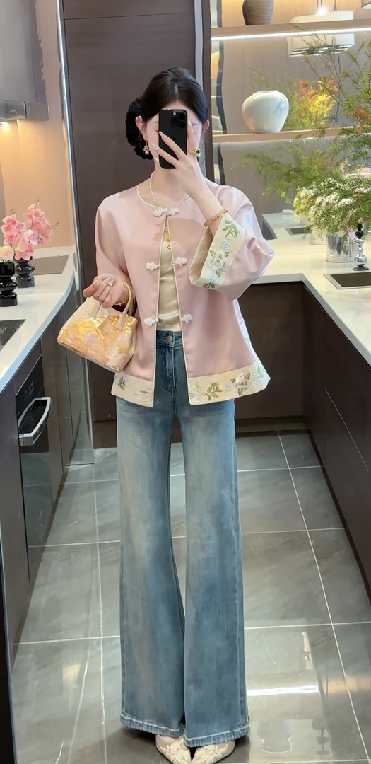 【周粥】【来财】2025新款新中式缎面重工刺绣盘扣上衣JJD4WT0074