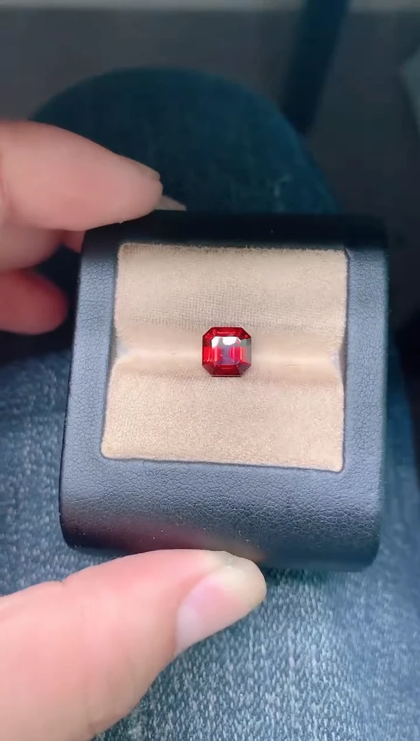 石榴石裸石未镶嵌3.06ct