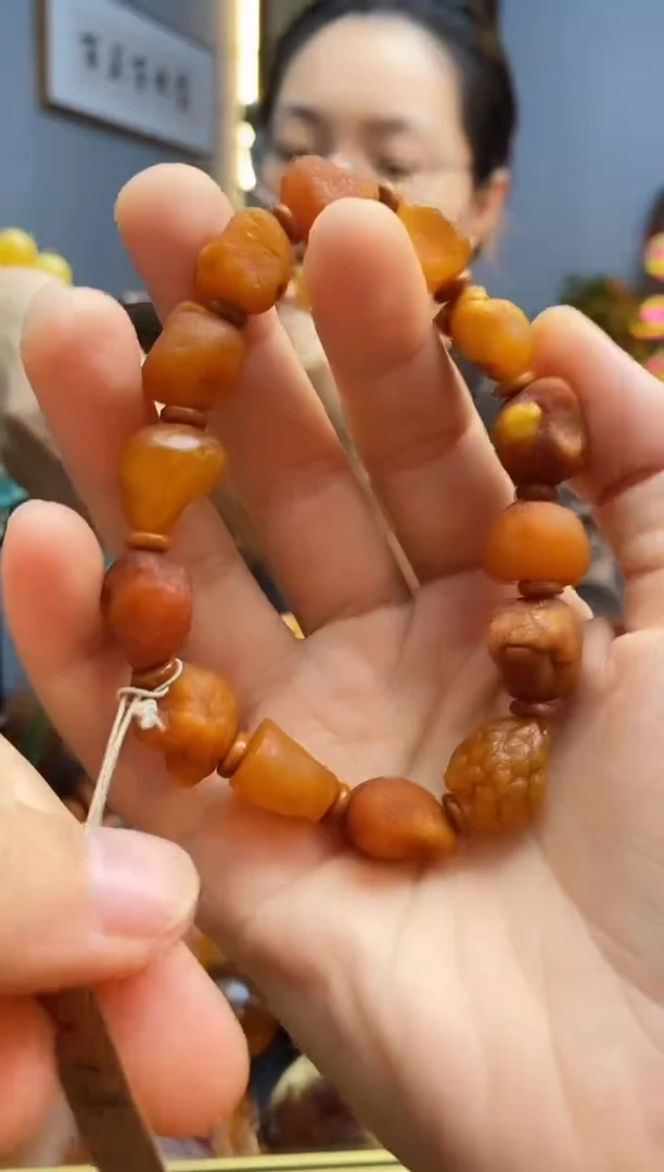 未镶嵌琥珀手串手串