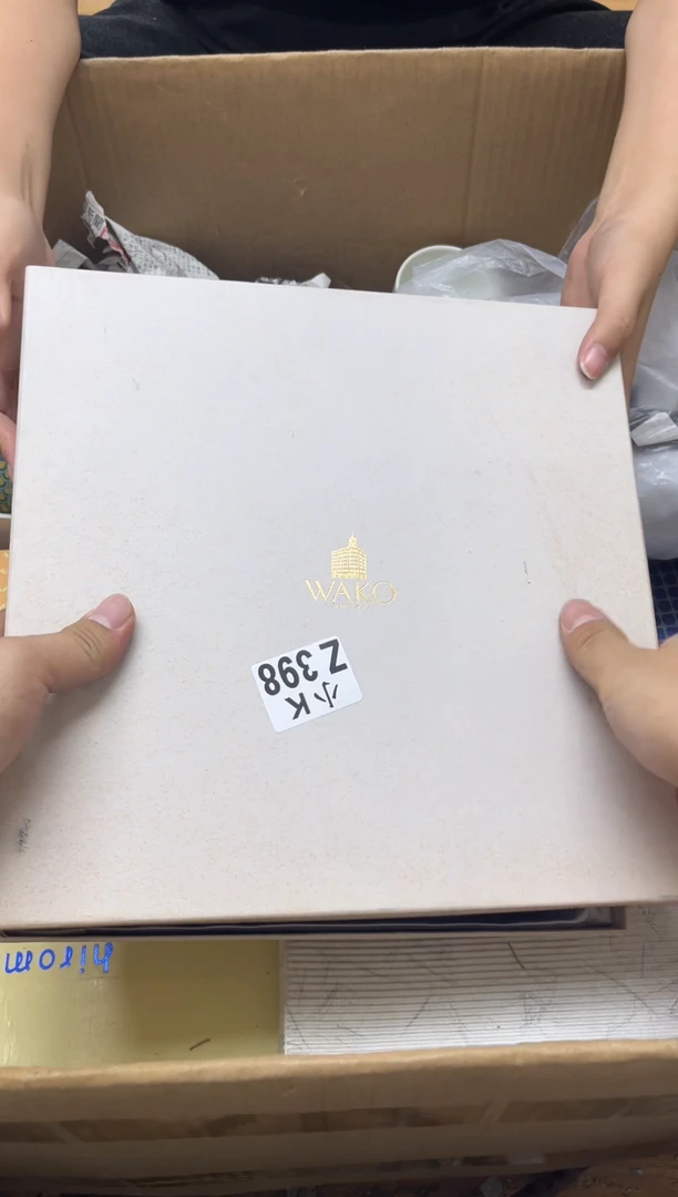 瓷片万****情398万水千山总是情
