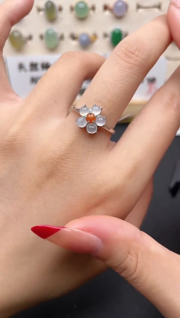 【闪购商品】翡翠戒指银S925镶嵌一物一证一礼盒