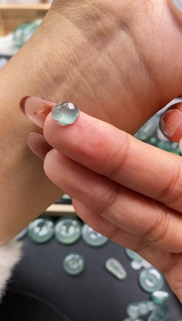 裸石翡翠福利品  金蟾 99