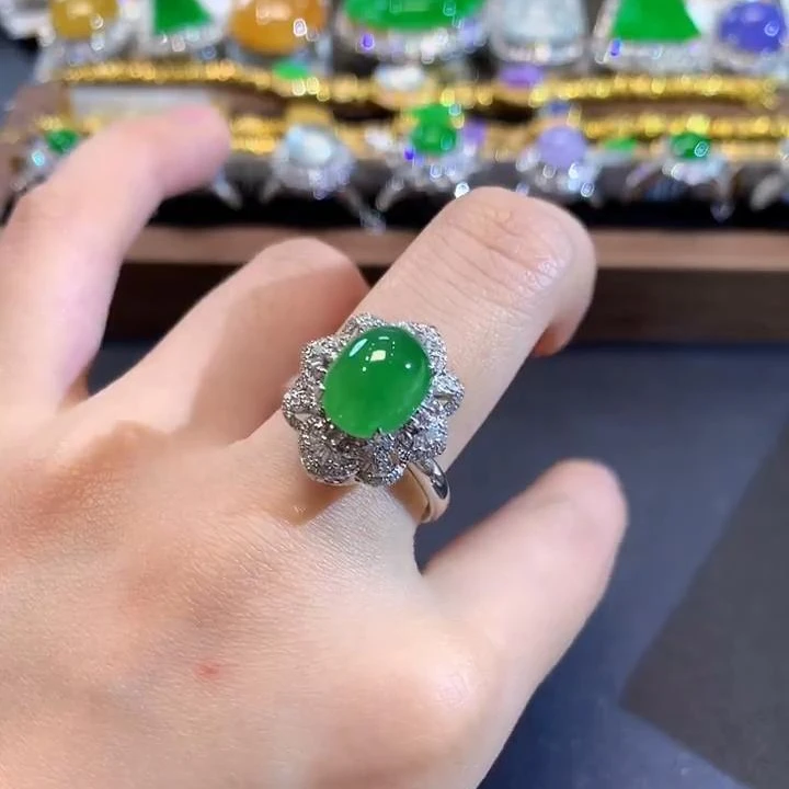 玥集珠宝 18K 翡翠绿蛋面戒指 多样性发货一件 JH