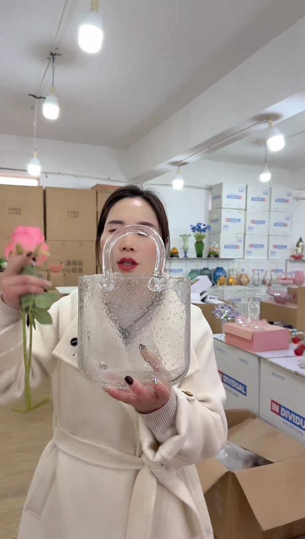 【闪购商品】玻璃洛芙花器-r-早10