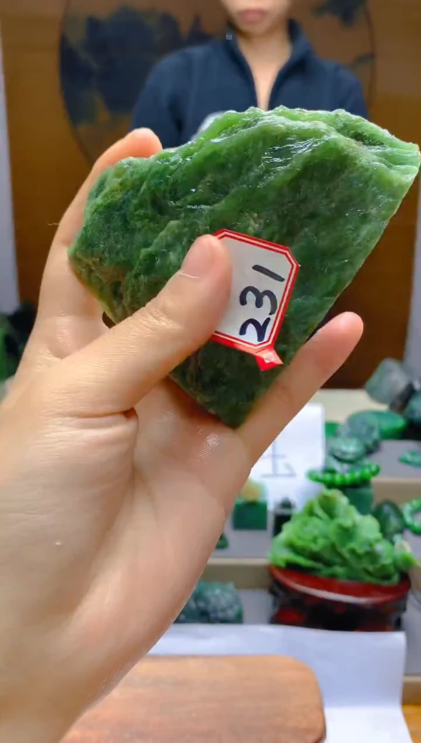 【闪购商品】和田玉（碧玉）未镶嵌珠宝半成品1