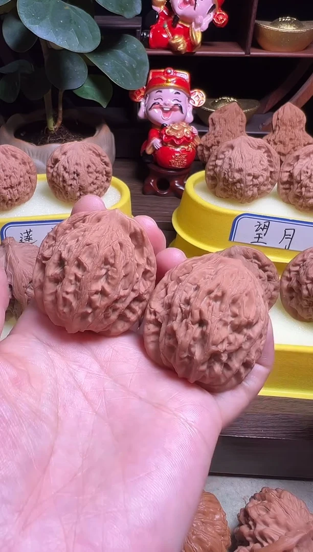 把件文玩核桃全品麦穗虎头40