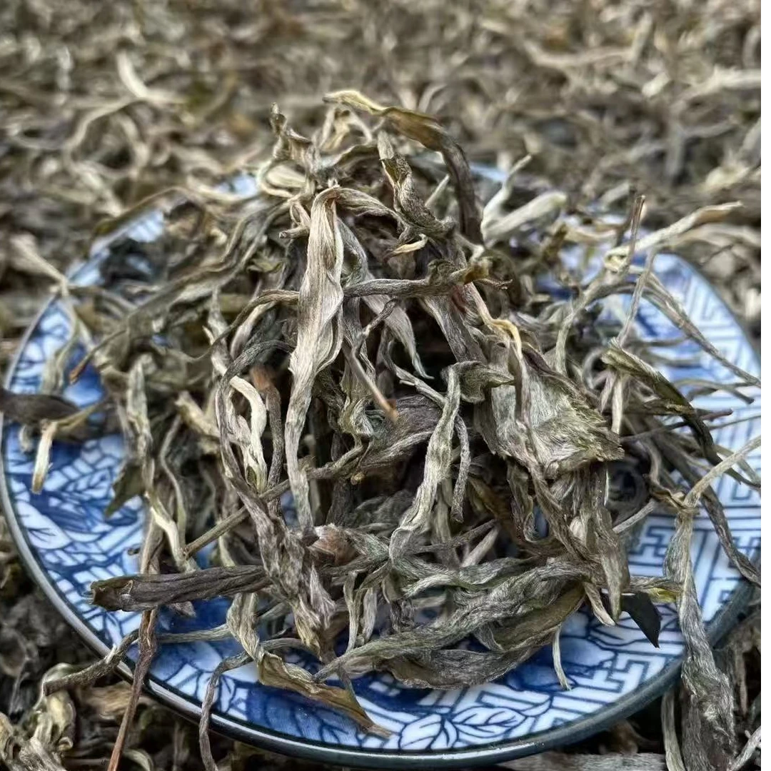 (CN493)GX/2024年春/懂过磨烈山连片混采/晒青毛茶/200g散装