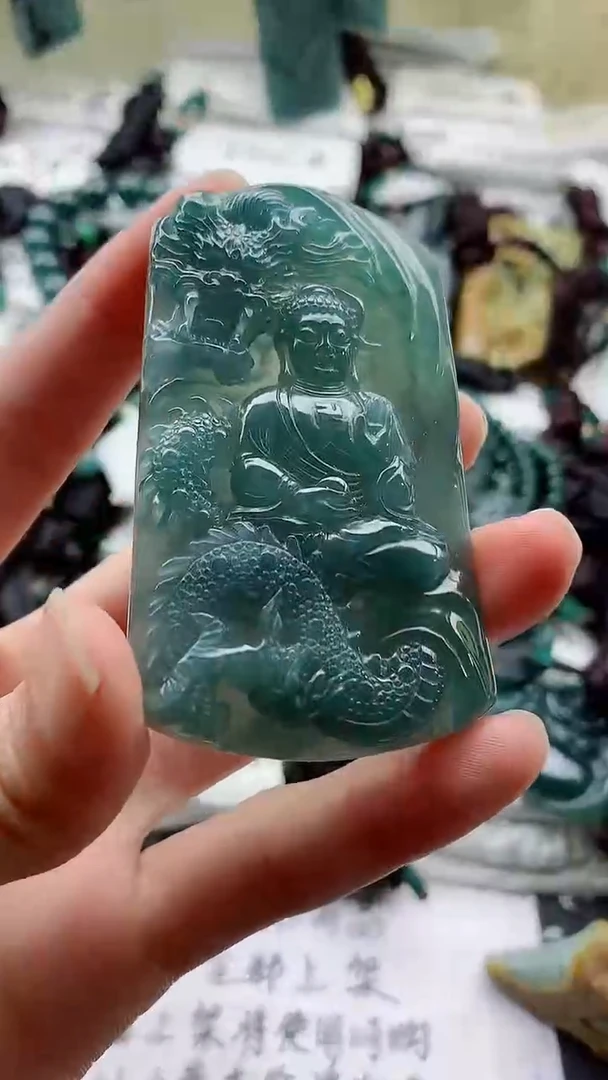 颈饰未镶嵌翡翠8