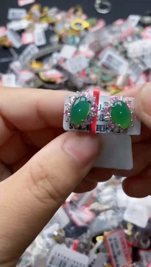 翡翠戒指银S925镶嵌5555555    8