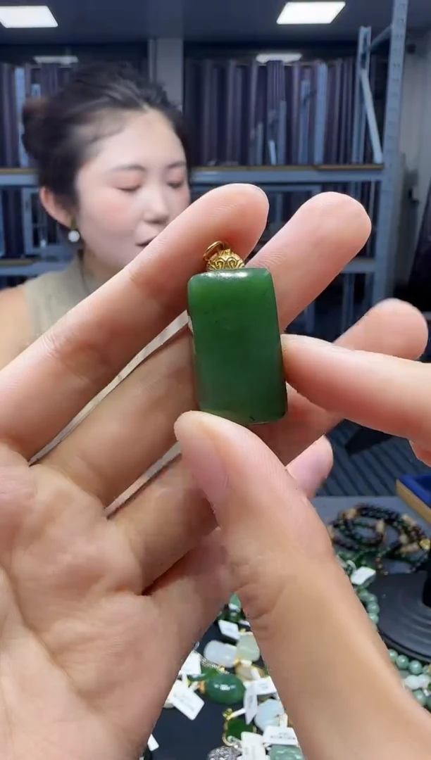 和田玉未镶嵌挂件1