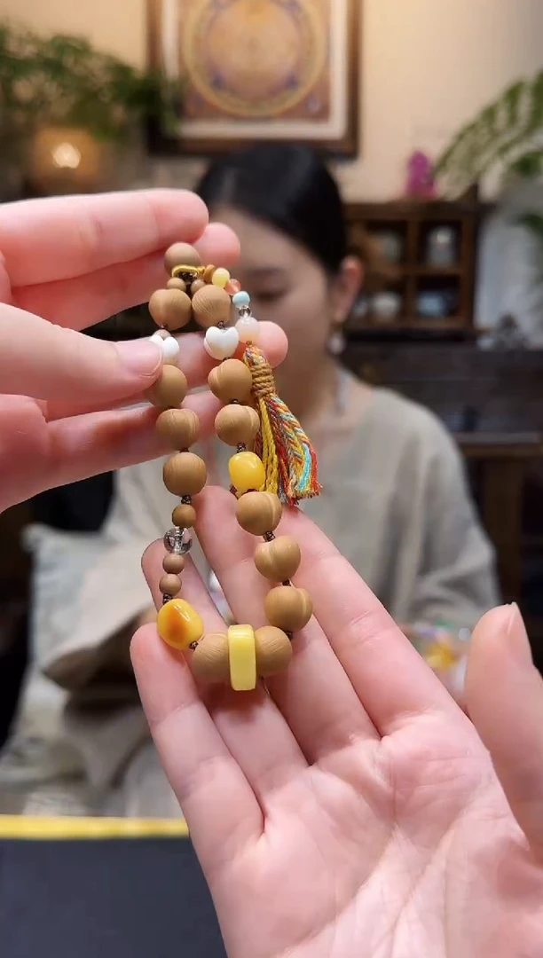 蜜蜡颈饰未镶嵌手机链