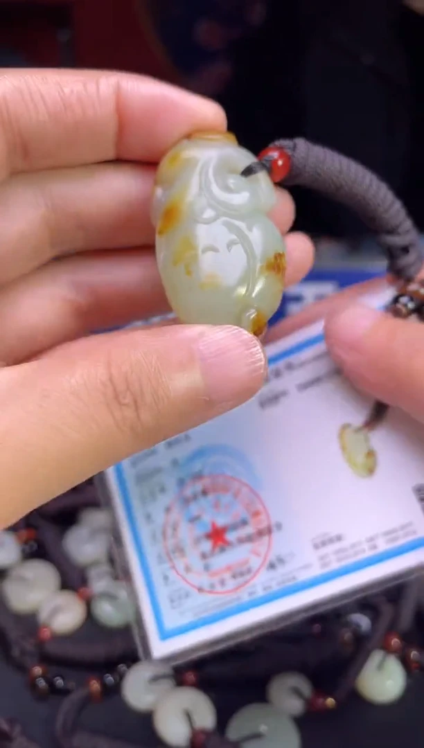 未镶嵌和田玉挂件1