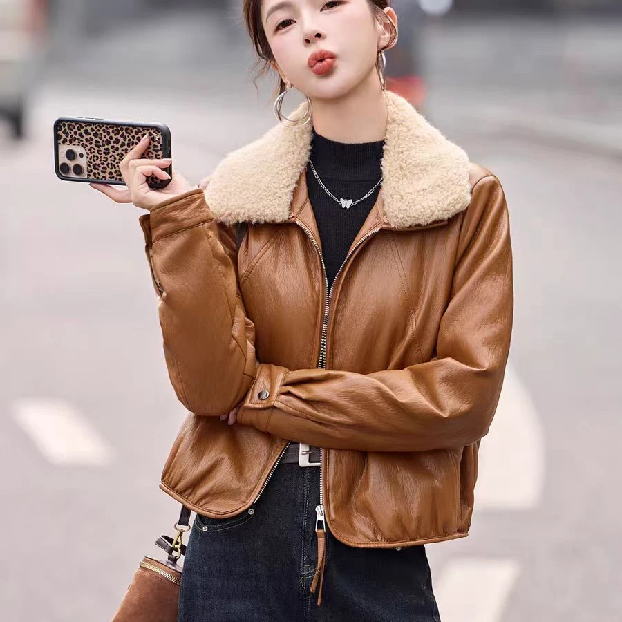 03230  张十柒服饰休闲羽绒皮衣毛领外套女短款皮羽绒上衣