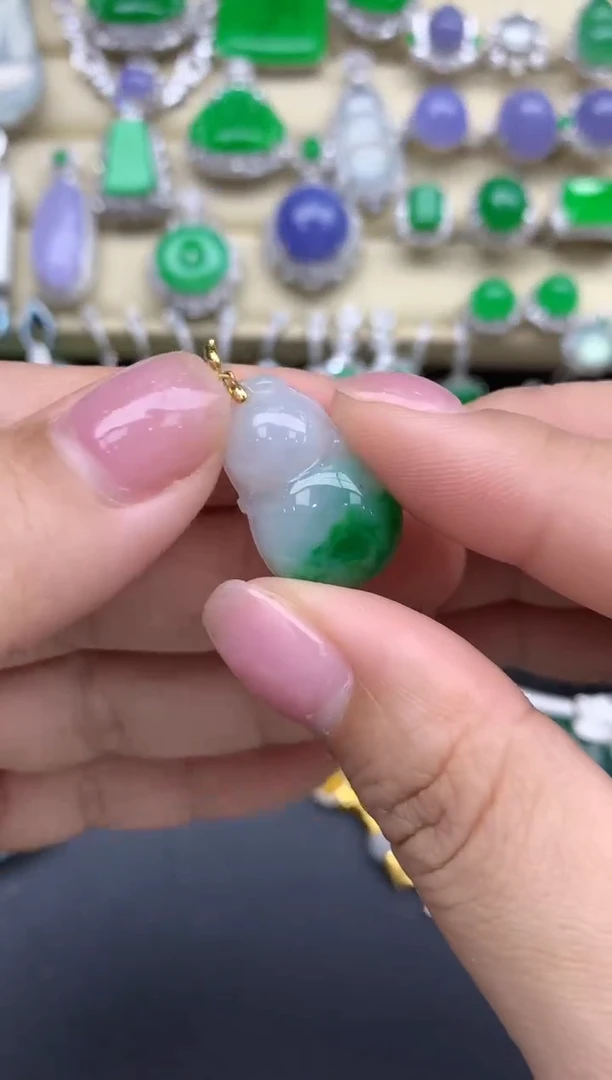 【闪购商品】翡翠颈饰18K金镶嵌95-中国好珍宝