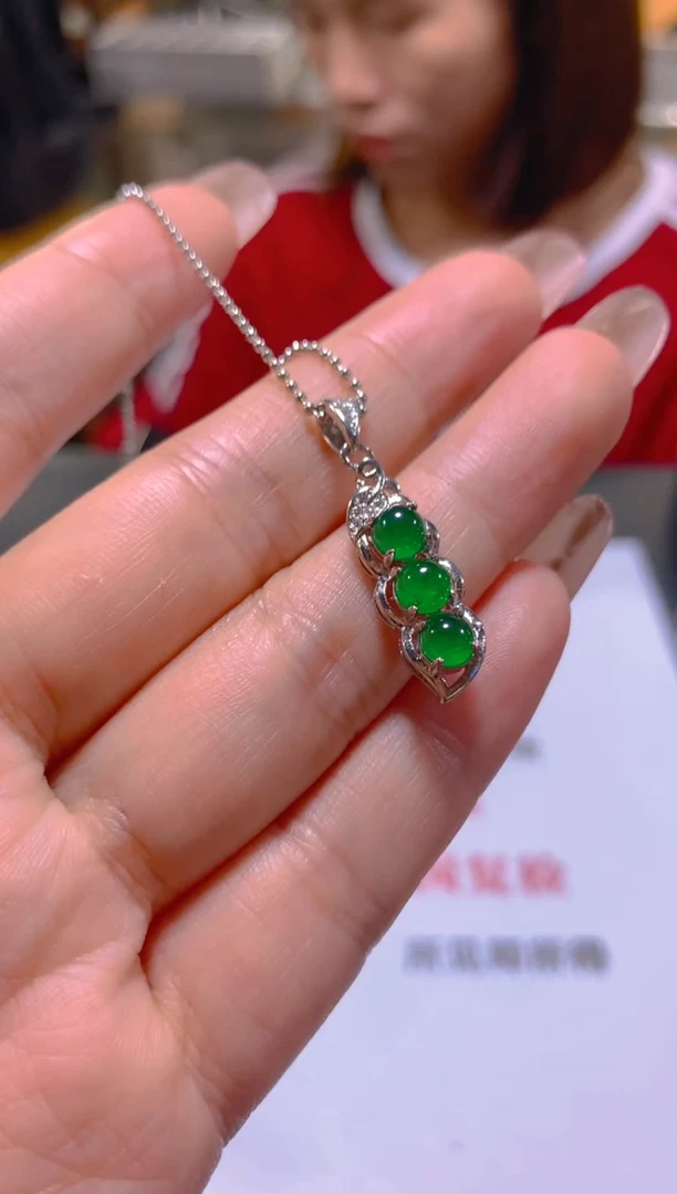 颈饰未镶嵌翡翠多样性发一