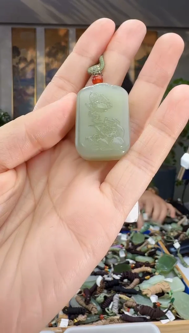 未镶嵌和田玉挂件拍一发一