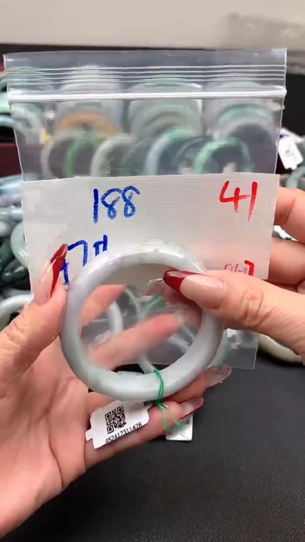 【闪购商品】定制翡翠未镶嵌毛货需精细抛光+多样性发货拍一发一