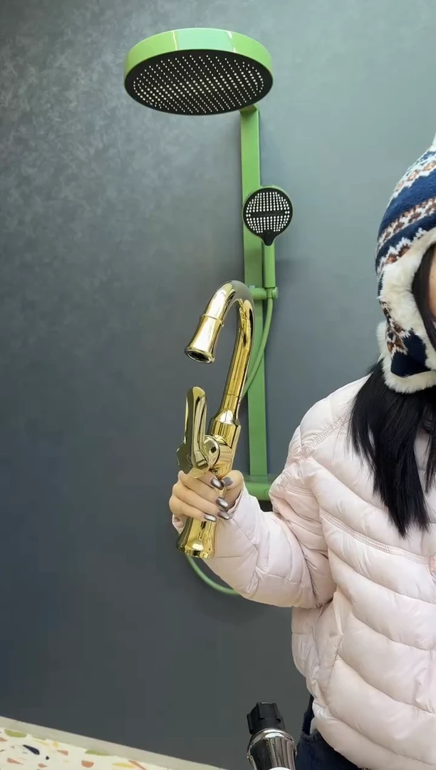 大*羊金色面盆水龙头