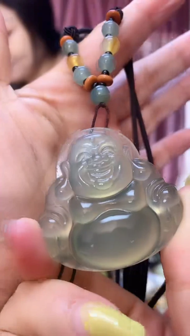 未镶嵌岫玉吊坠