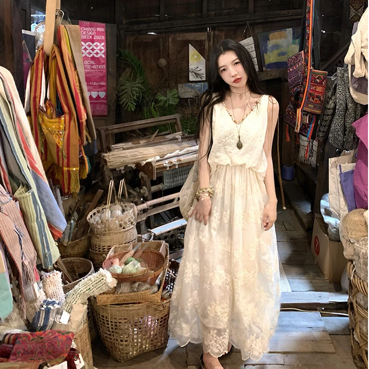 渔小平【玛丽莲】波西米亚钉珠刺绣印花V领背心连衣裙收腰显瘦长裙