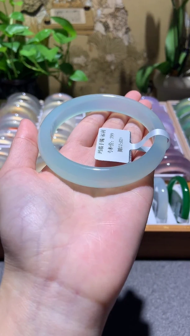 手镯玛瑙/玉髓未镶嵌9