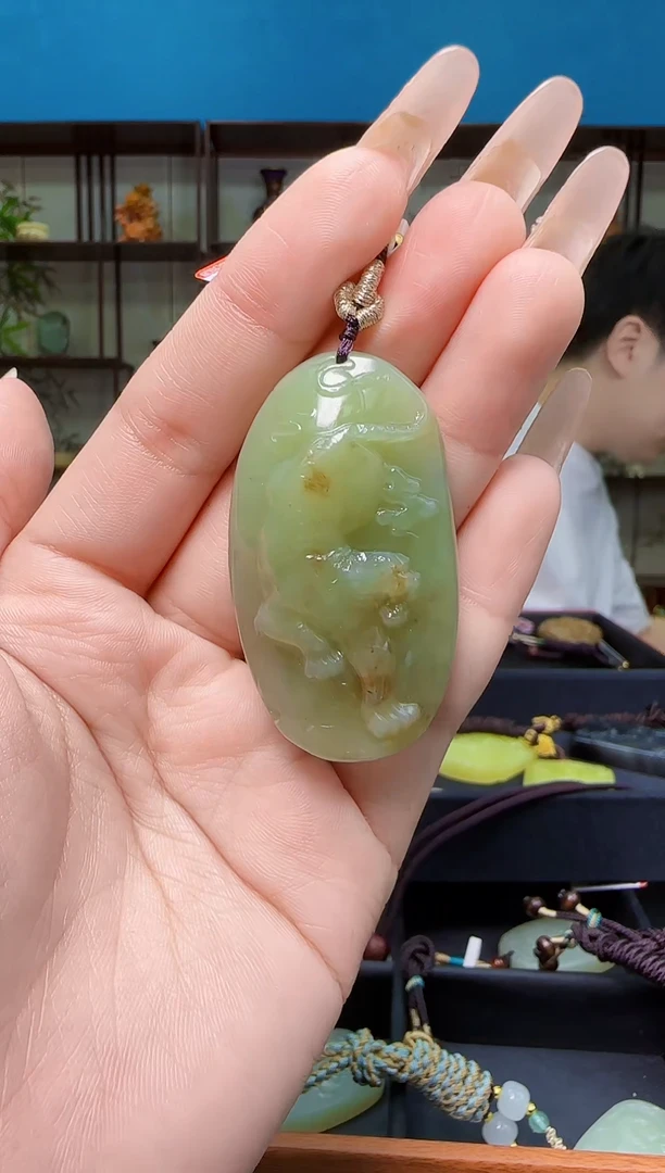 颈饰未镶嵌和田玉1
