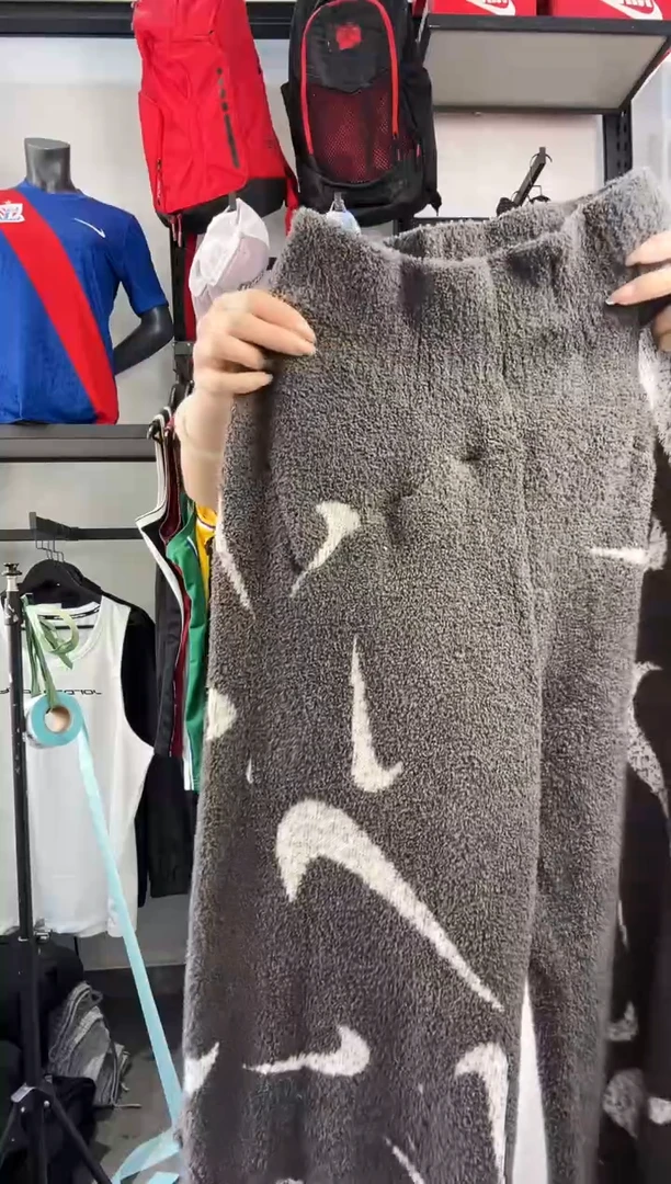 175 闪购编码 运动卫衣裤以直播间过款为准 尺码