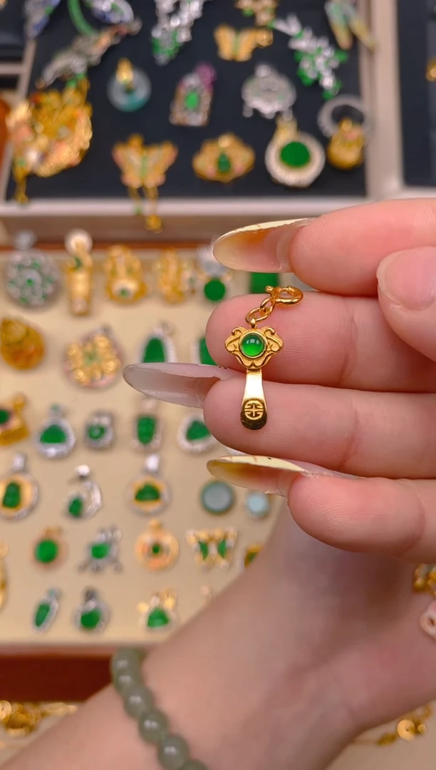 翡翠银S925镶嵌吊坠(不含链)如意柄