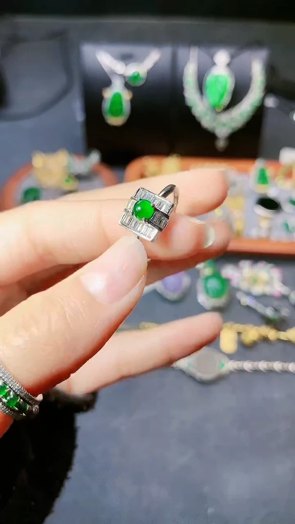 【闪购商品】翡翠戒指银S925镶嵌戒指