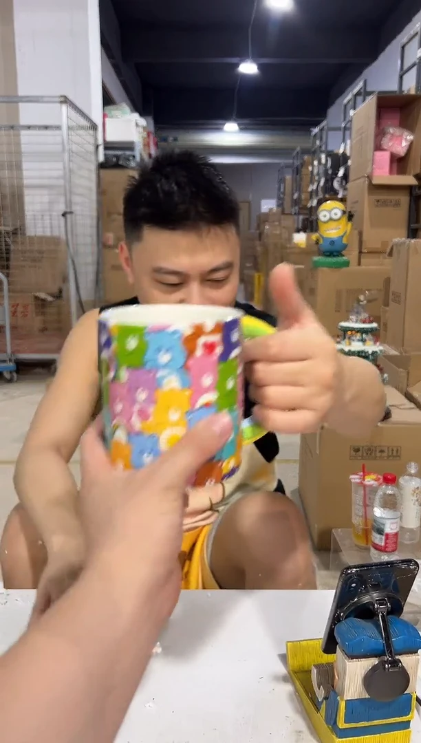 瓷片七彩彩虹熊水杯