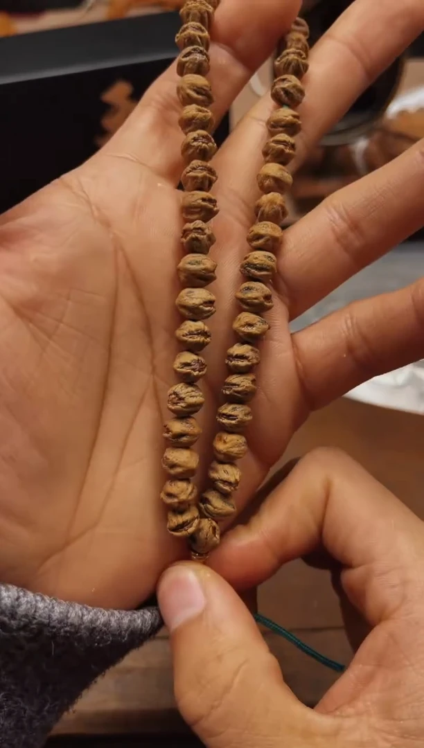 【闪购商品】柏香籽/百香籽手串平头菊花