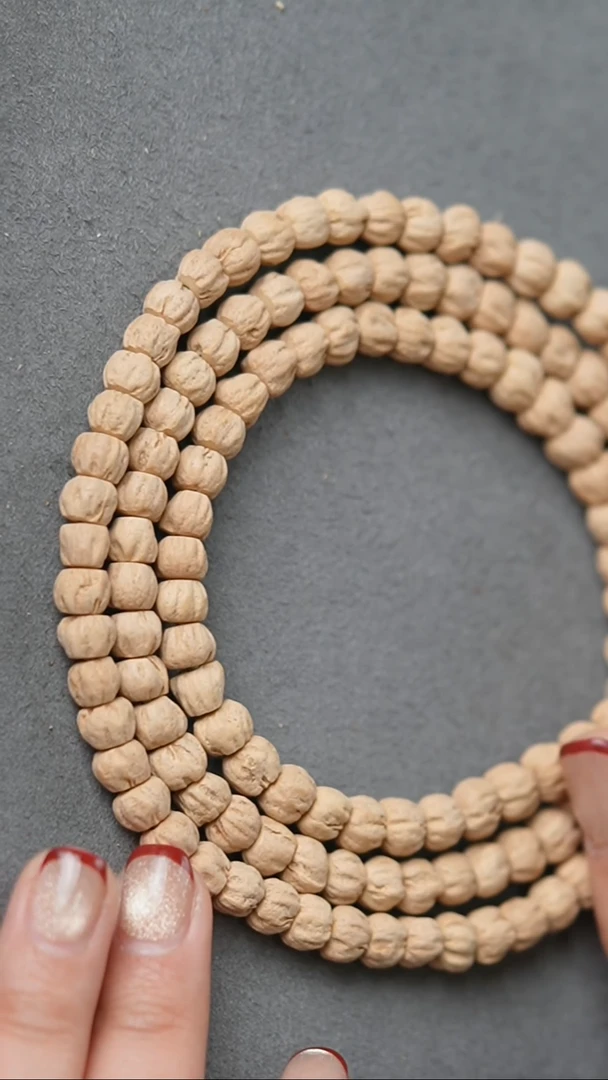 【闪购商品】柏香籽/百香籽吊坠直切