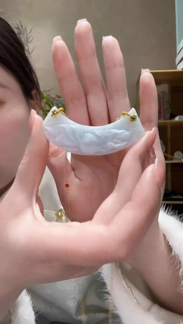 【闪购商品】翡翠颈饰未镶嵌吊坠