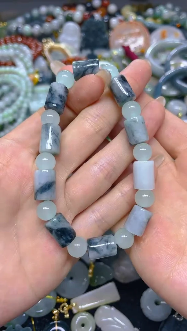 颈饰未镶嵌翡翠8MM/ K /翡翠A货，一件也是批发价