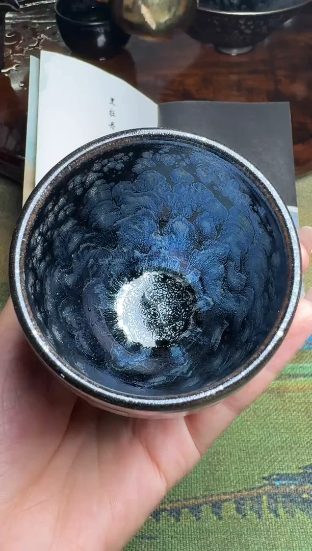茶盏加*阙梅娇代表作黑牡丹40