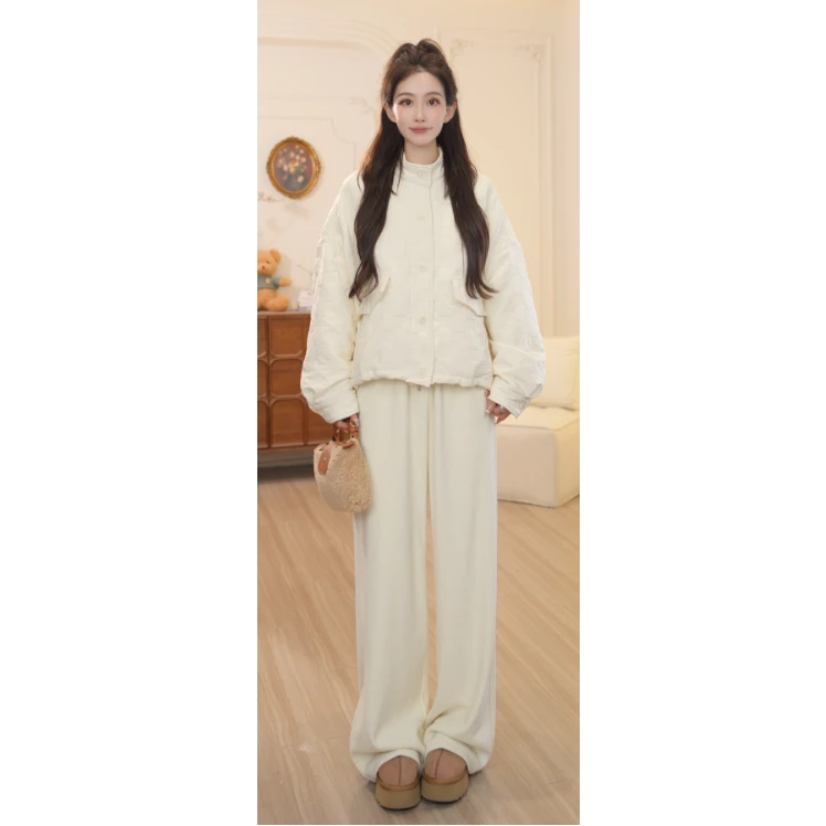 Basic House/百家好TS秋冬百搭休闲简约保暖外套长裤套装DDE79